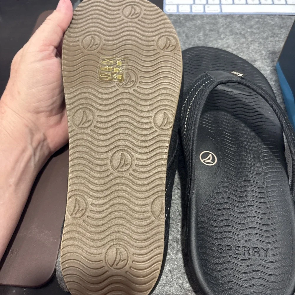 Sperry Ventura , Flip Flops Size 8 ,Black